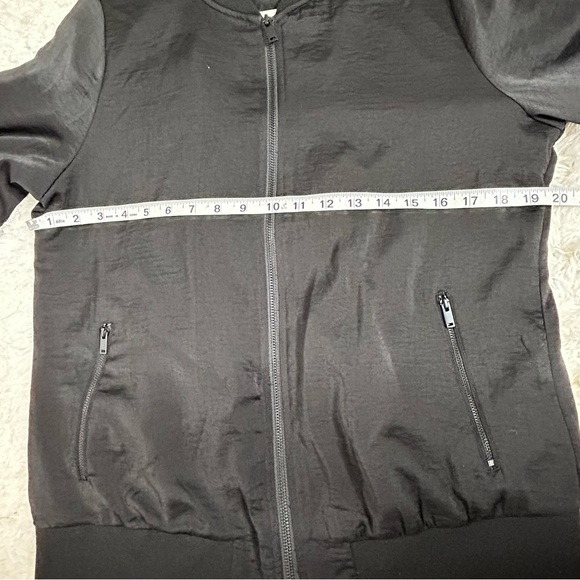 SUNG Alfred Sung Black Satin Bomber Style Jacket - Picture 12 of 12